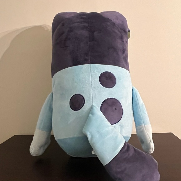 Bluey My Size Bluey Stuffed Plush, 36 Inch Tall, Ages 3+ $100each or best offer! - Picture 6 of 8